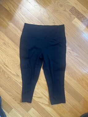 Skechers SKECHERS GO WALK High Waisted Capri Leggings Black MD